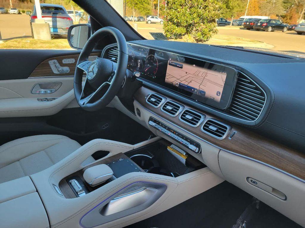 new 2025 Mercedes-Benz GLS 450 car, priced at $91,775