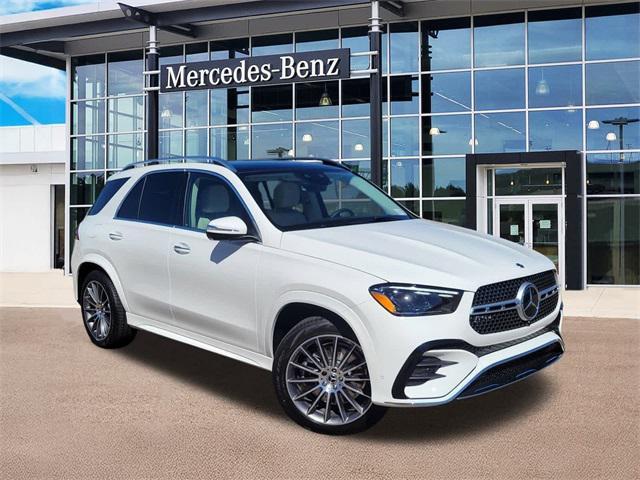 new 2025 Mercedes-Benz GLE 450 car, priced at $85,860