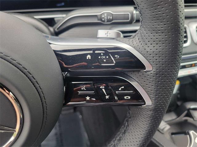 new 2025 Mercedes-Benz GLS 580 car, priced at $124,490