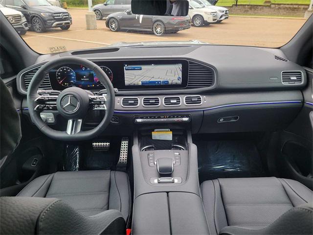 new 2025 Mercedes-Benz GLS 580 car, priced at $124,490