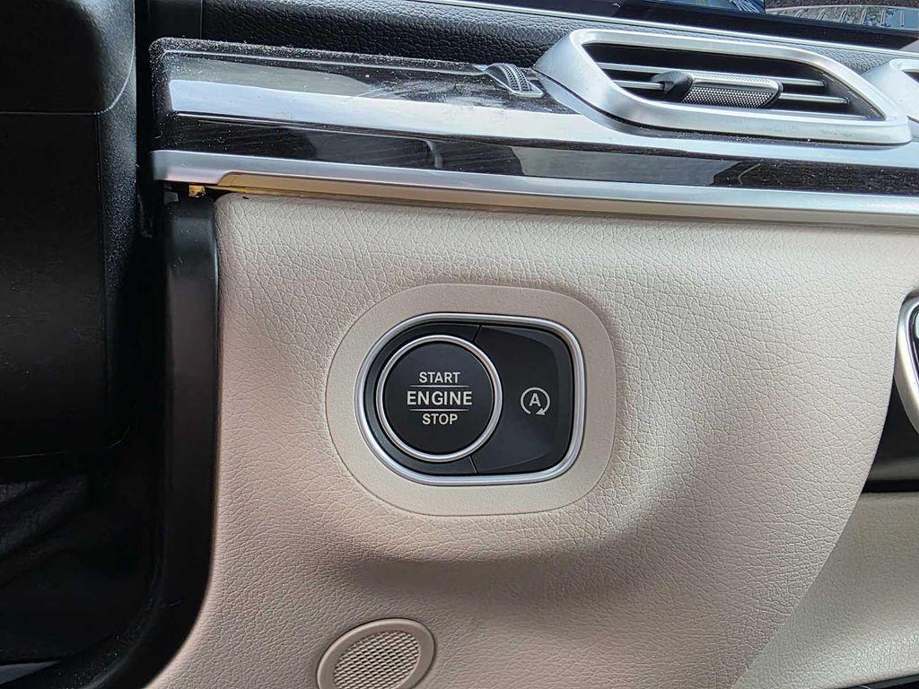 used 2025 Mercedes-Benz GLE 350 car, priced at $63,910