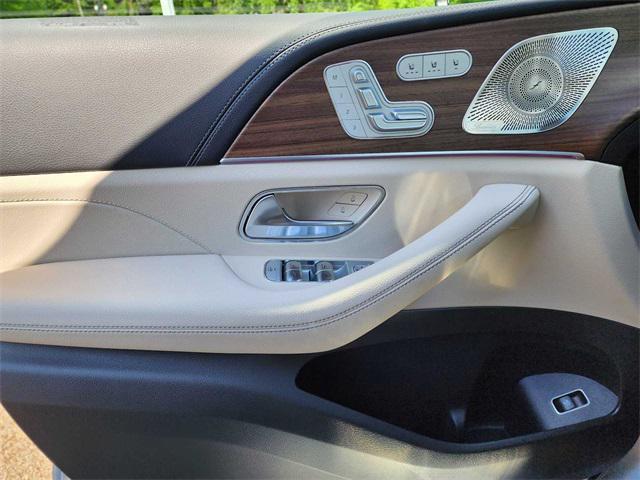 new 2025 Mercedes-Benz GLE 350 car, priced at $74,175