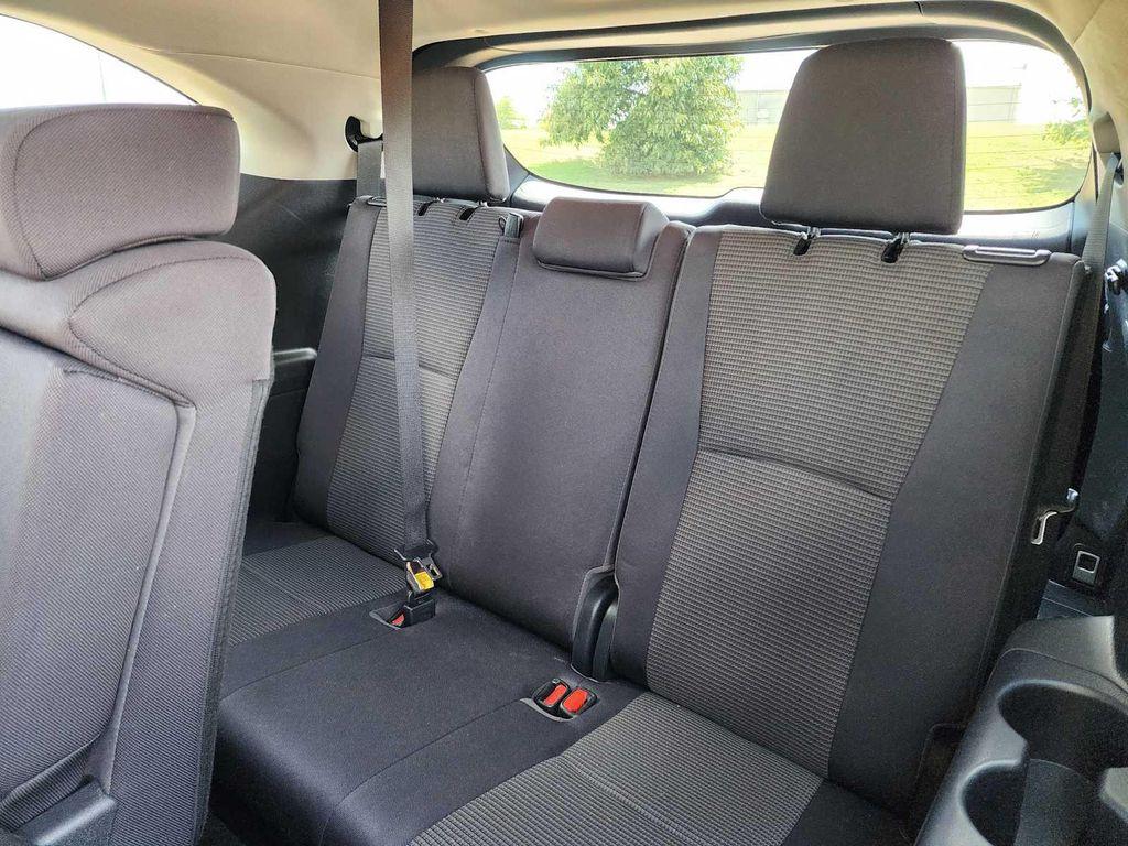 used 2023 Toyota Highlander car, priced at $34,300