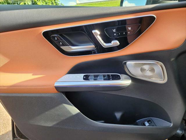 new 2025 Mercedes-Benz GLC 350e car, priced at $68,975