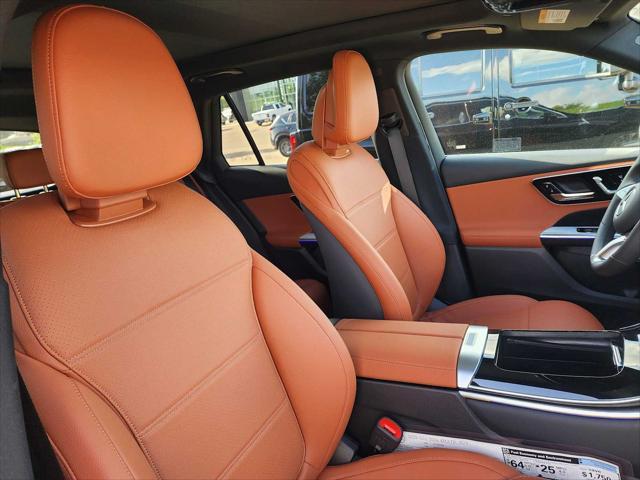 new 2025 Mercedes-Benz GLC 350e car, priced at $68,975