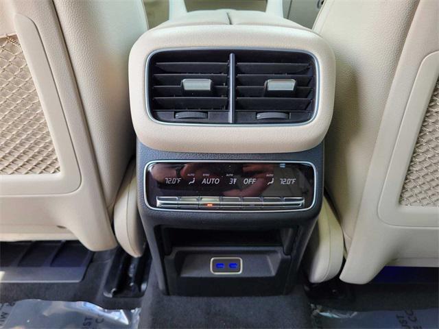 new 2025 Mercedes-Benz GLE 450e car, priced at $86,965