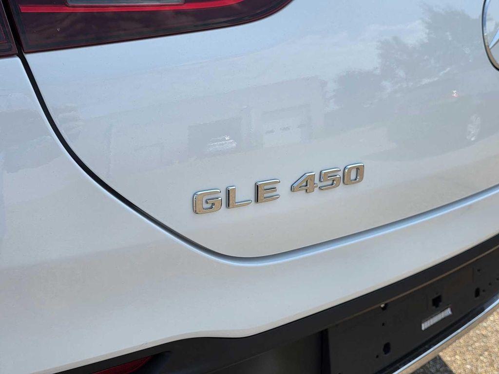 new 2026 Mercedes-Benz GLE 450 car, priced at $88,925