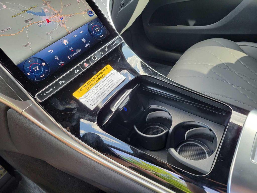 new 2025 Mercedes-Benz GLC 300 car, priced at $64,365