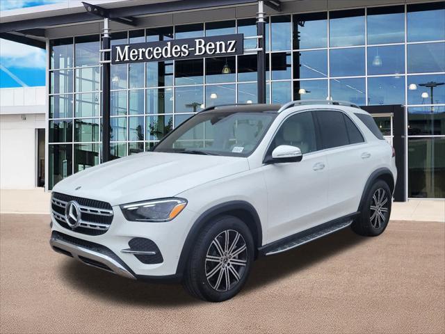 new 2025 Mercedes-Benz GLE 450 car, priced at $77,925