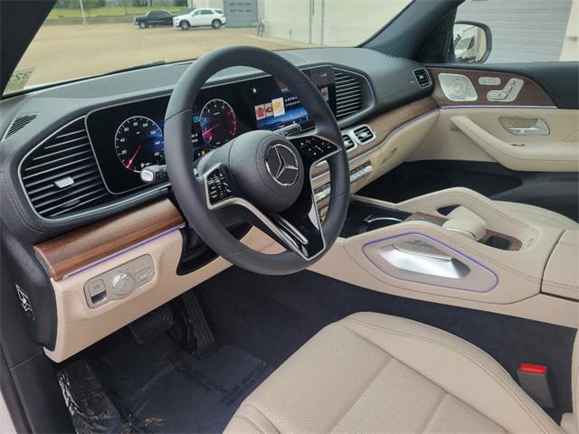 new 2025 Mercedes-Benz GLE 450 car, priced at $77,925