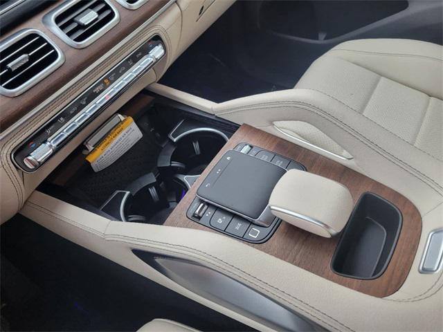 new 2025 Mercedes-Benz GLE 450 car, priced at $77,925