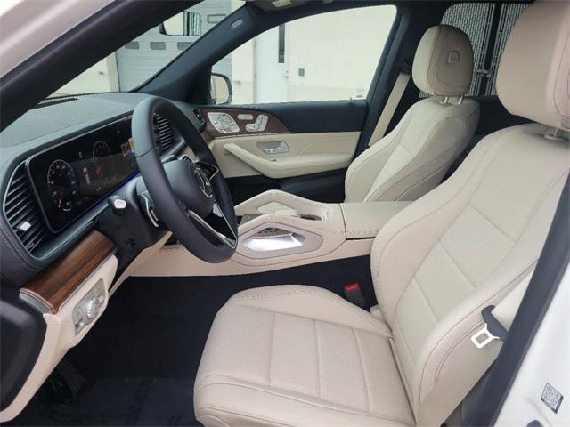 new 2025 Mercedes-Benz GLE 450 car, priced at $77,925