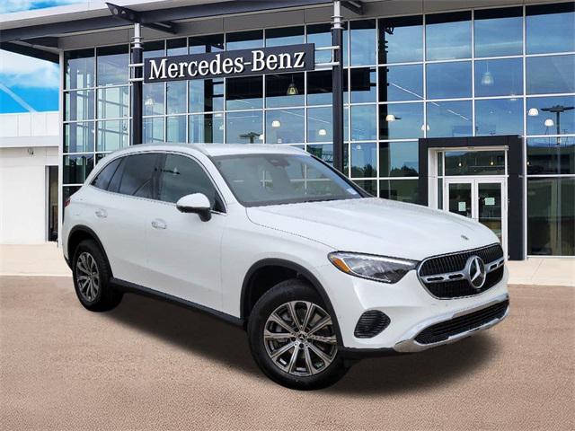 new 2025 Mercedes-Benz GLC 300 car, priced at $52,435