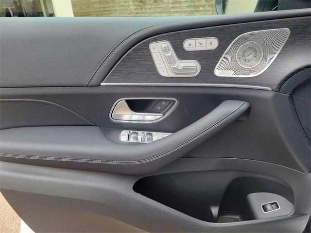 new 2025 Mercedes-Benz GLS 450 car, priced at $97,610