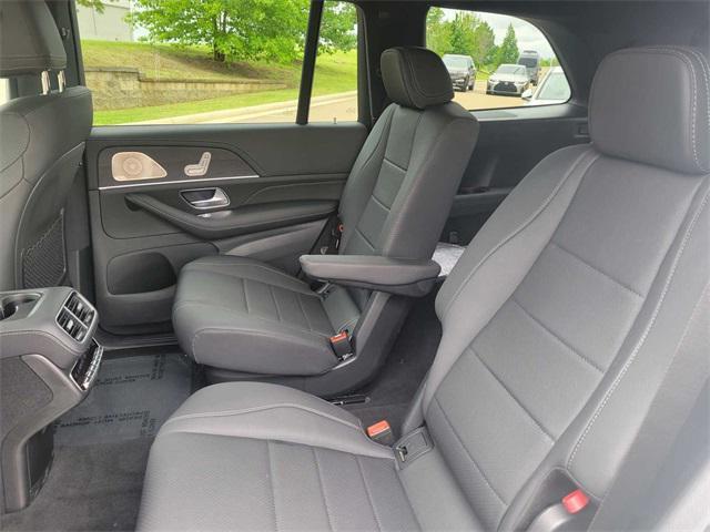 new 2025 Mercedes-Benz GLS 450 car, priced at $97,610