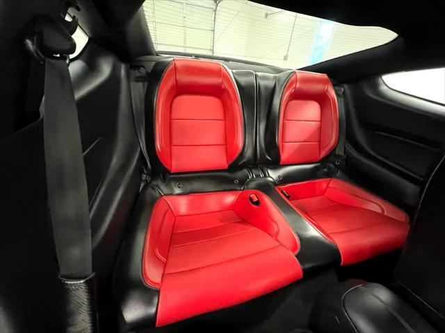 used 2020 Ford Mustang car