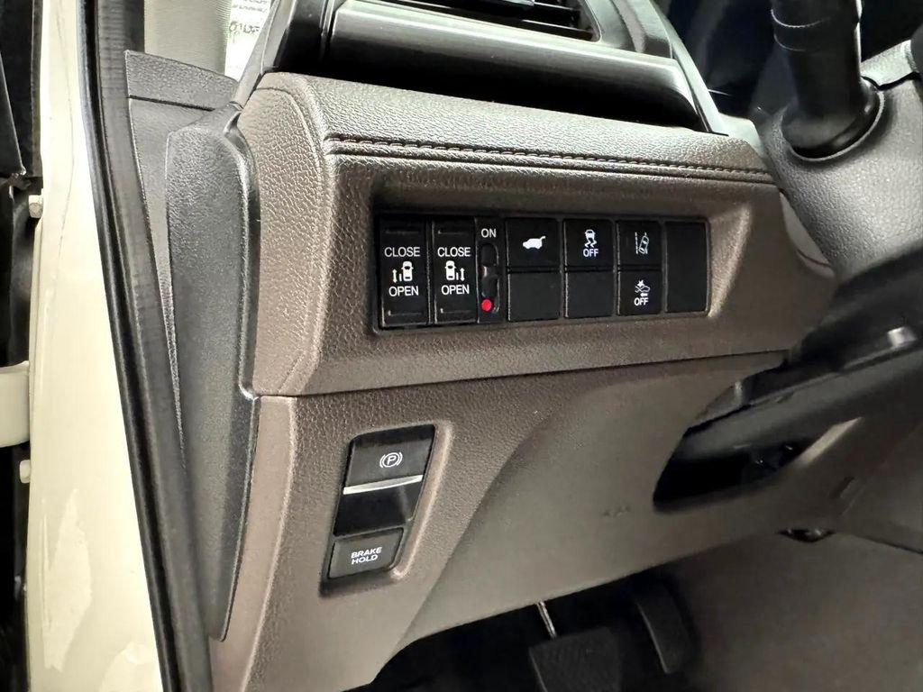 used 2018 Honda Odyssey car, priced at $21,495