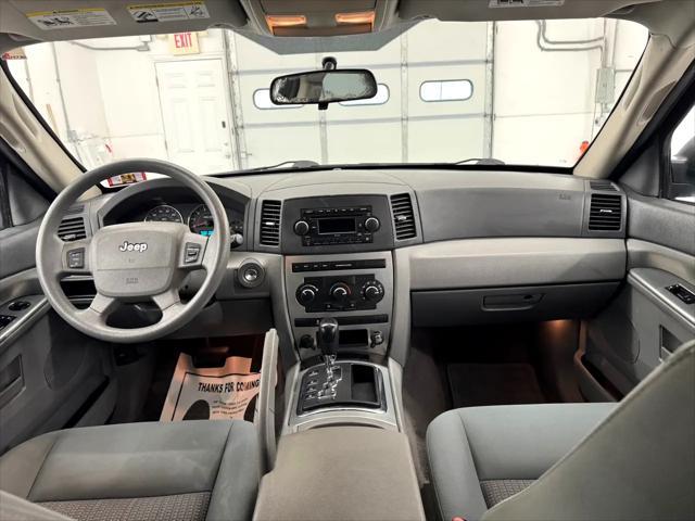 used 2007 Jeep Grand Cherokee car, priced at $4,495