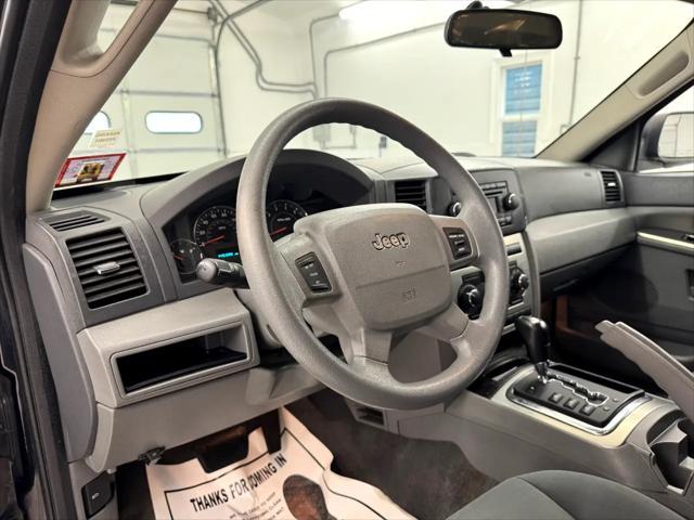 used 2007 Jeep Grand Cherokee car, priced at $4,495