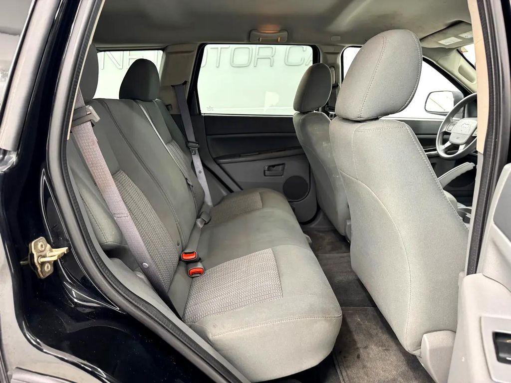 used 2007 Jeep Grand Cherokee car, priced at $5,495