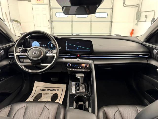 used 2022 Hyundai Elantra car