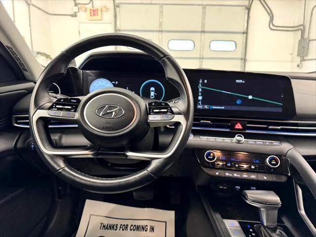 used 2022 Hyundai Elantra car