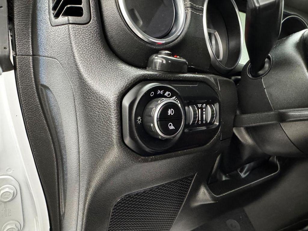used 2022 Jeep Gladiator car, priced at $32,995