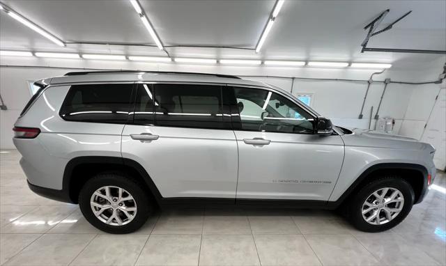 used 2021 Jeep Grand Cherokee L car, priced at $30,995