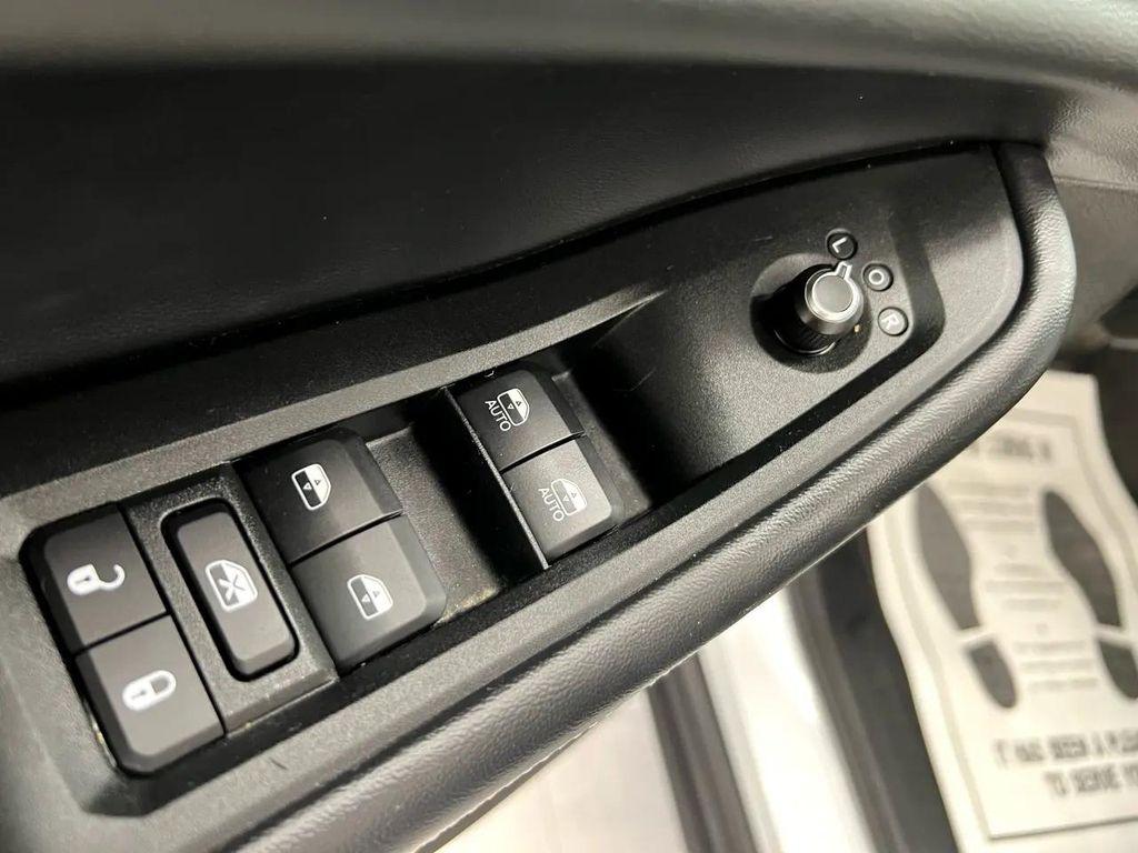 used 2021 Jeep Grand Cherokee L car, priced at $28,995