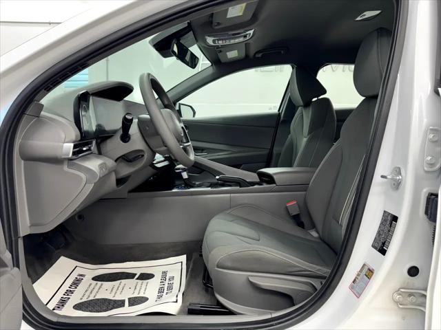 used 2024 Hyundai Elantra car