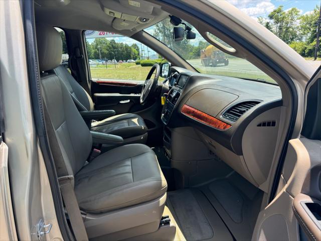 used 2015 Chrysler Town & Country car, priced at $12,995