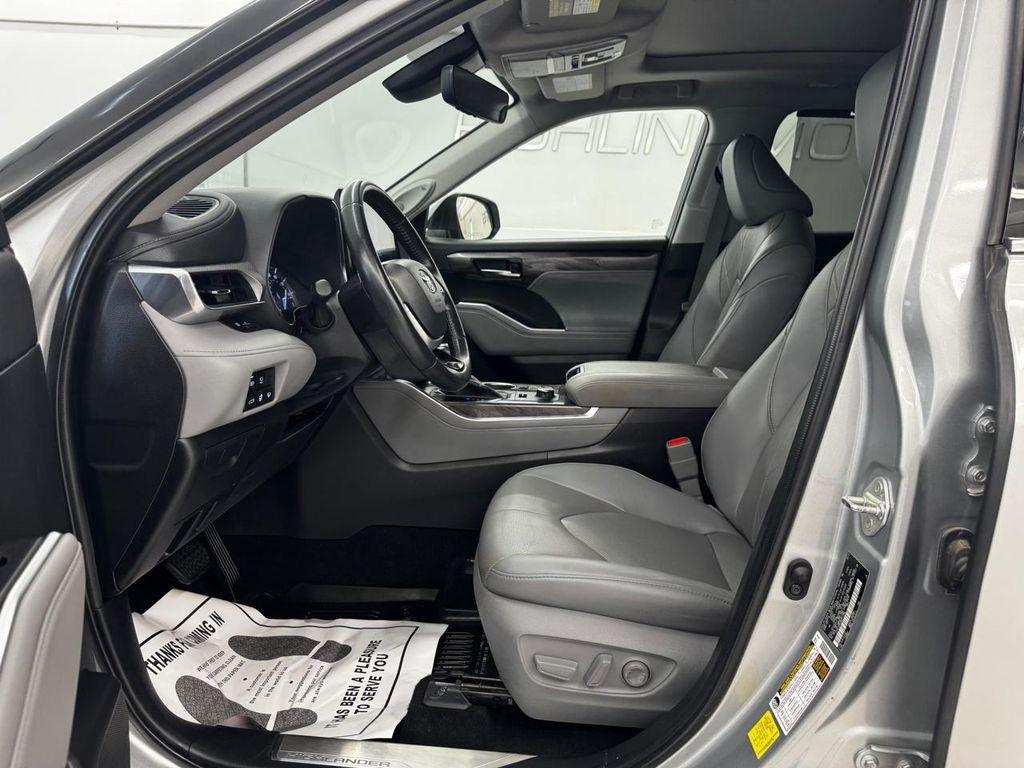 used 2022 Toyota Highlander car, priced at $38,995