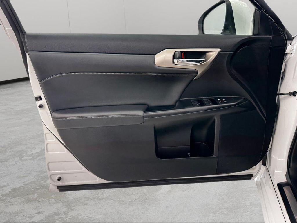 used 2014 Lexus CT 200h car, priced at $16,995