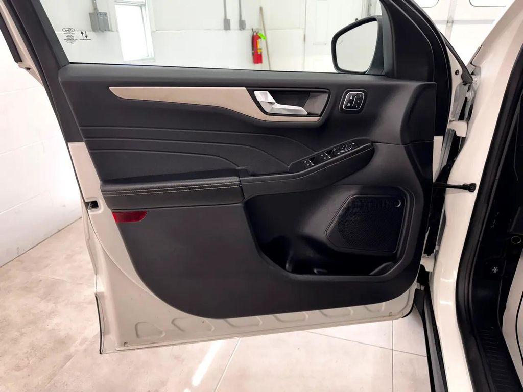 used 2022 Ford Escape car, priced at $22,995