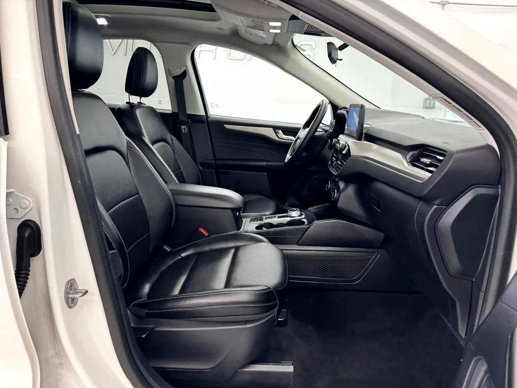 used 2022 Ford Escape car, priced at $22,995