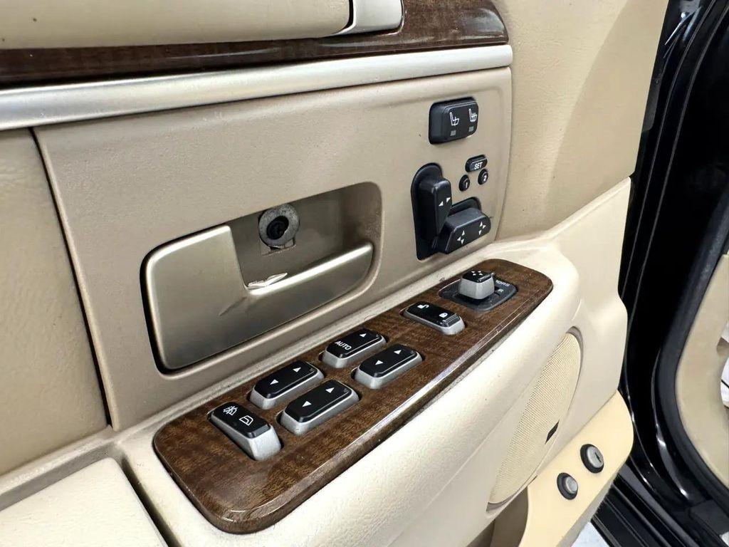 used 2007 Lincoln Town Car car, priced at $7,795