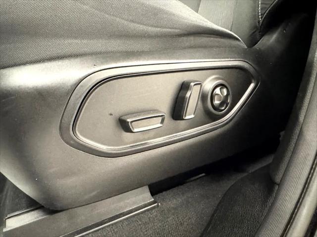 used 2023 Jeep Grand Cherokee L car