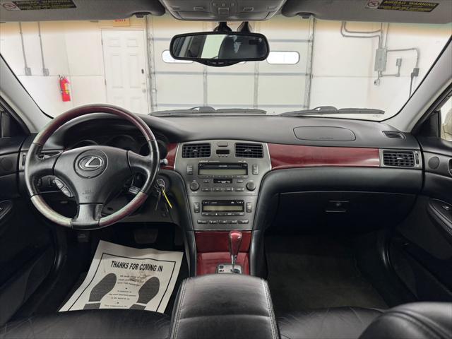 used 2002 Lexus ES 300 car, priced at $7,995