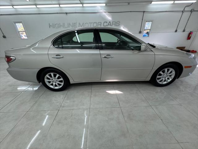 used 2002 Lexus ES 300 car, priced at $7,995