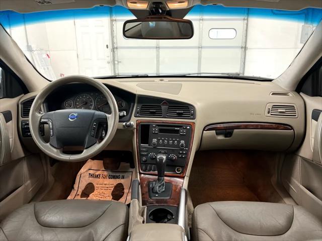 used 2006 Volvo XC70 car