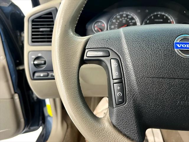 used 2006 Volvo XC70 car