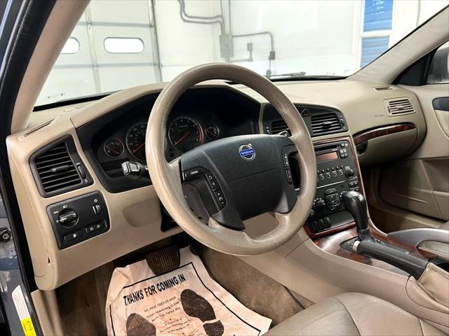 used 2006 Volvo XC70 car