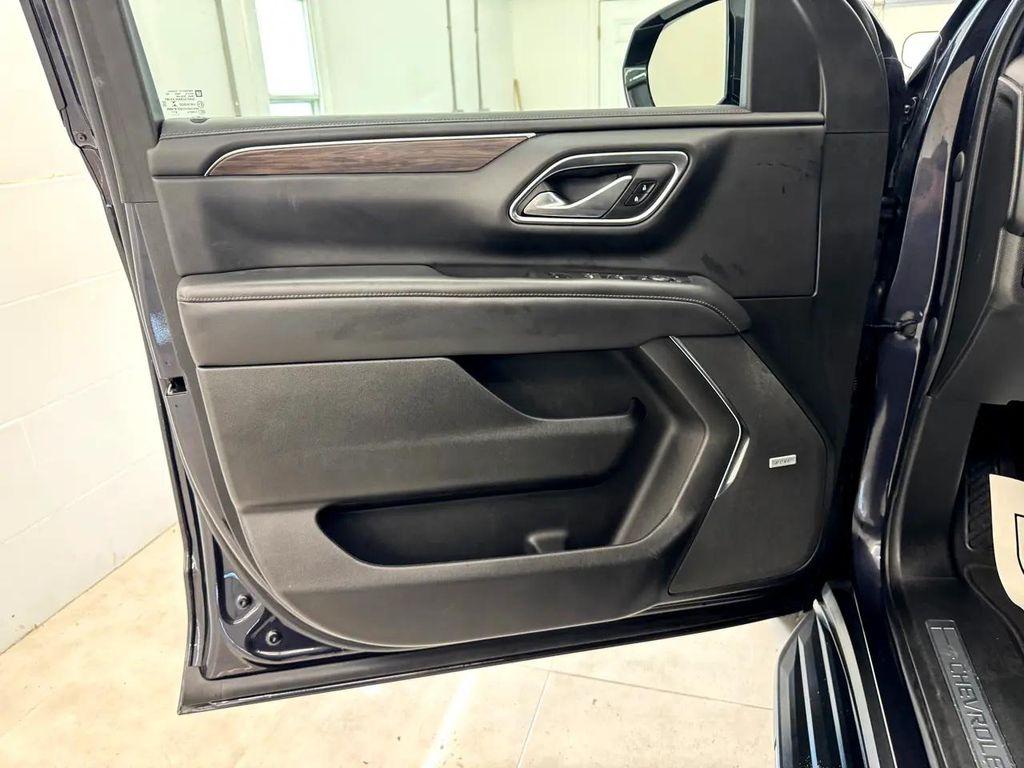 used 2022 Chevrolet Suburban car, priced at $46,995