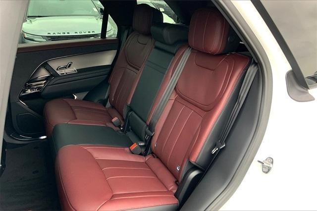 new 2025 Land Rover Range Rover Sport car, priced at $101,025