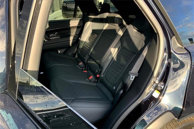 new 2025 Land Rover Range Rover Sport car, priced at $194,555