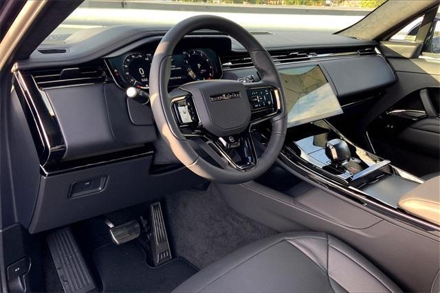 new 2025 Land Rover Range Rover Sport car, priced at $194,555