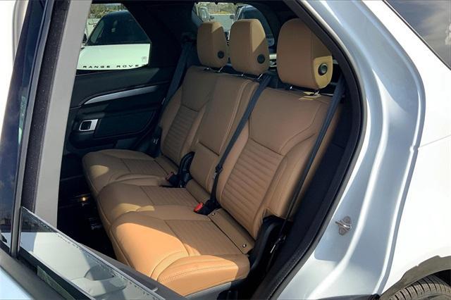 new 2025 Land Rover Discovery car, priced at $80,525