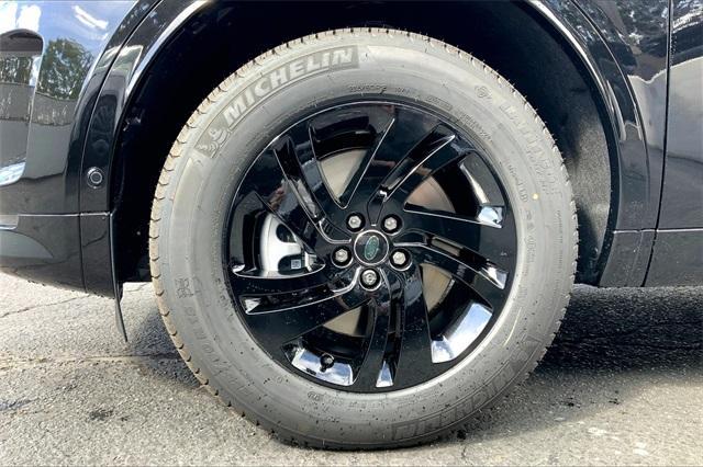 new 2025 Land Rover Discovery Sport car, priced at $52,618