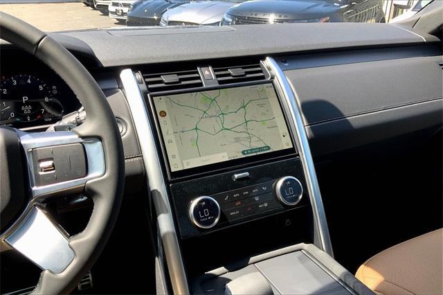 new 2025 Land Rover Discovery car, priced at $77,278