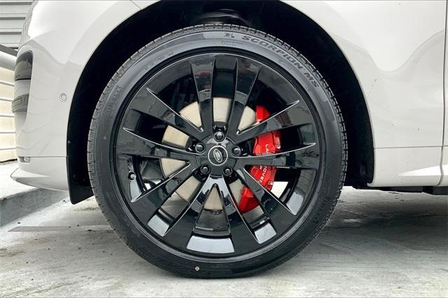 new 2025 Land Rover Range Rover Sport car, priced at $105,410